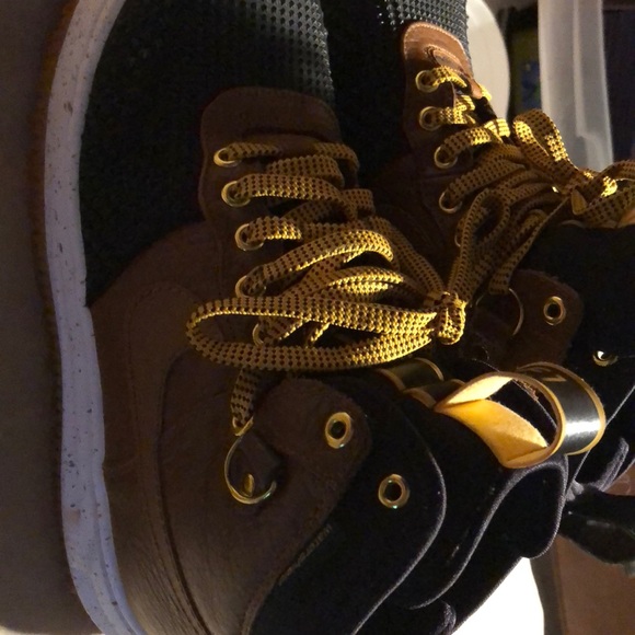 Brand new LF1 size 8.5 - Picture 2 of 4